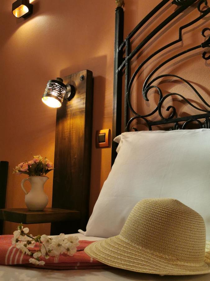Terracotta Boutique Beach Studios ميثيمْنا المظهر الخارجي الصورة