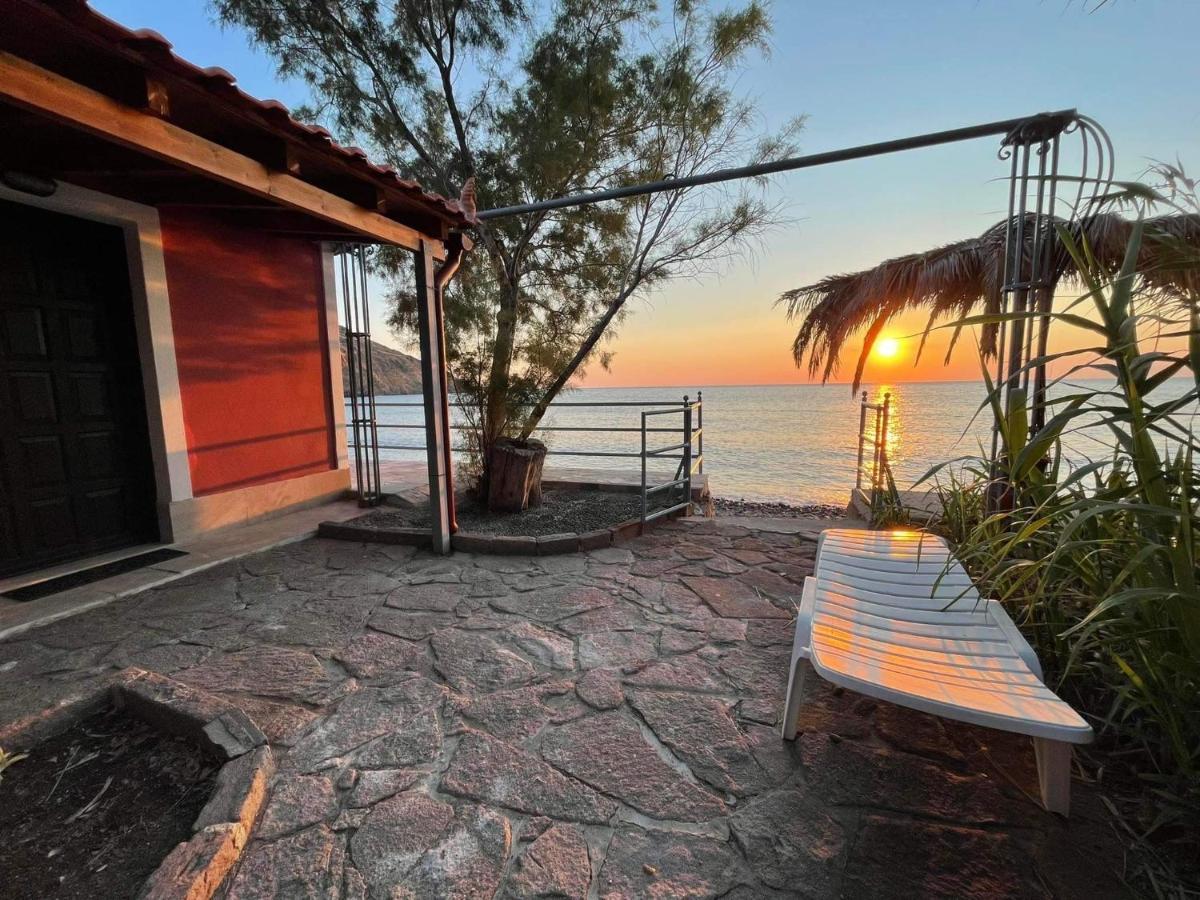 Terracotta Boutique Beach Studios ميثيمْنا المظهر الخارجي الصورة